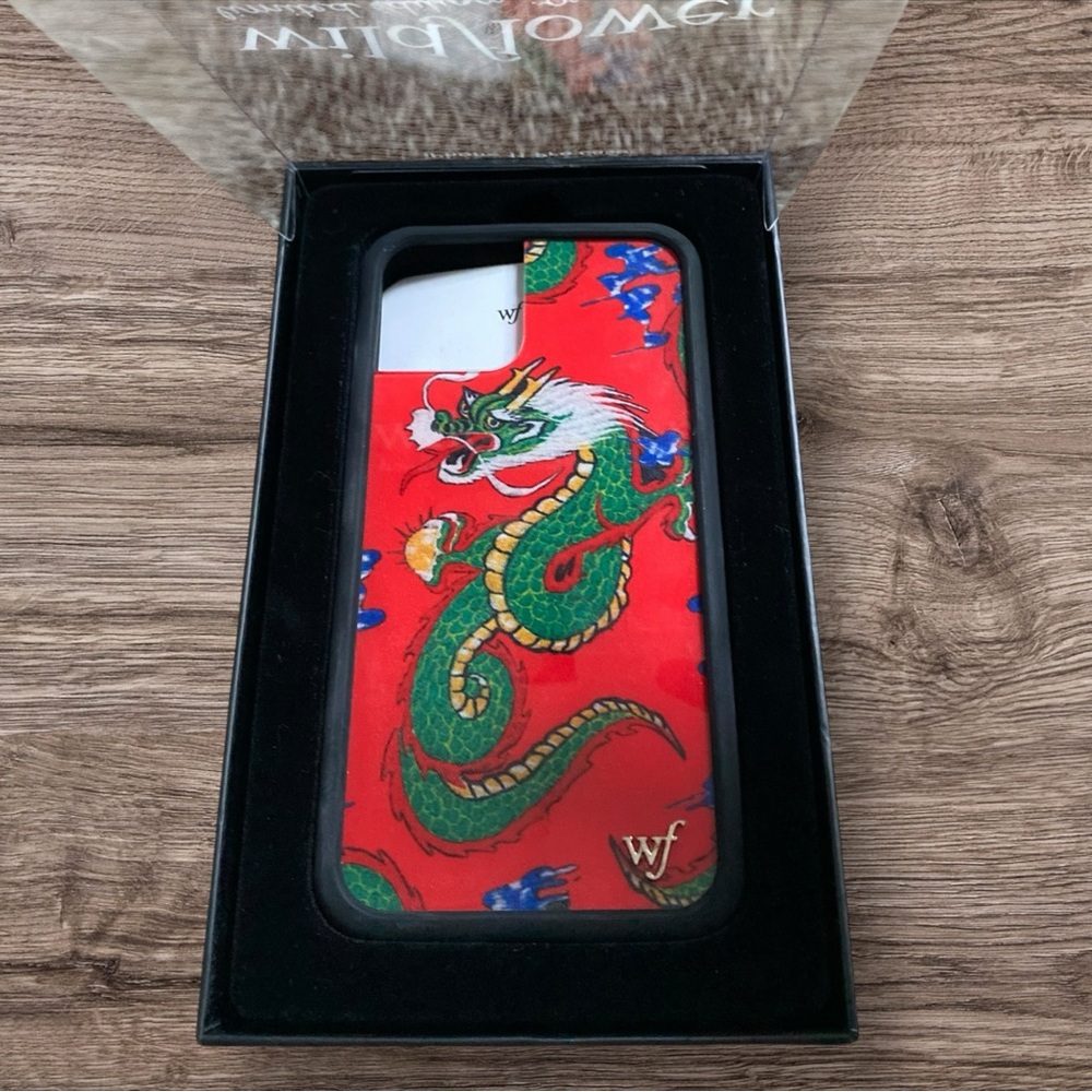 Wildflower Limited Edition iPhone 11 Pro Dragon Case - Picture 3 of 4